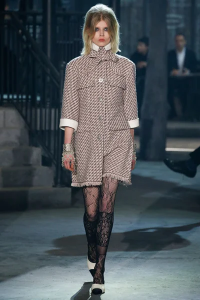 Look 41